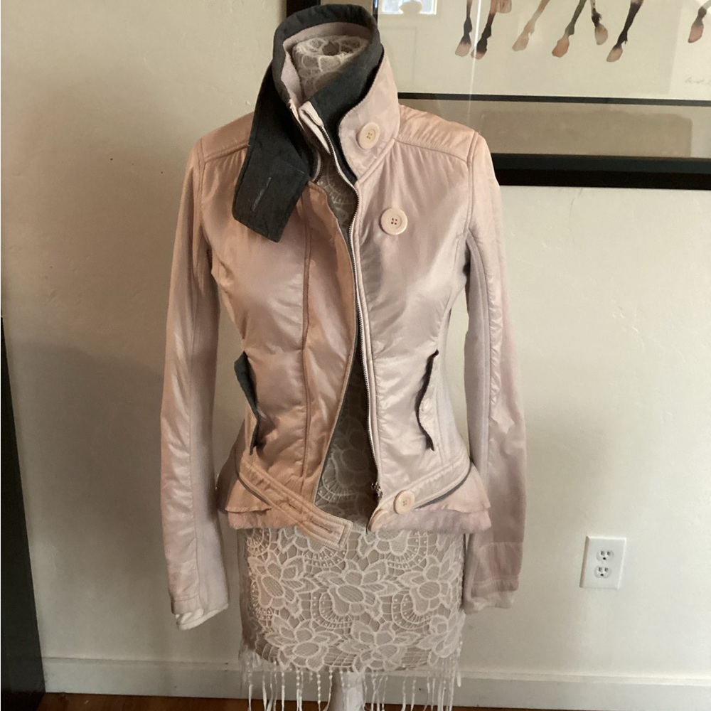 Lululemon light Pink Bomber Jacket with Front Zipper and Structured Collar